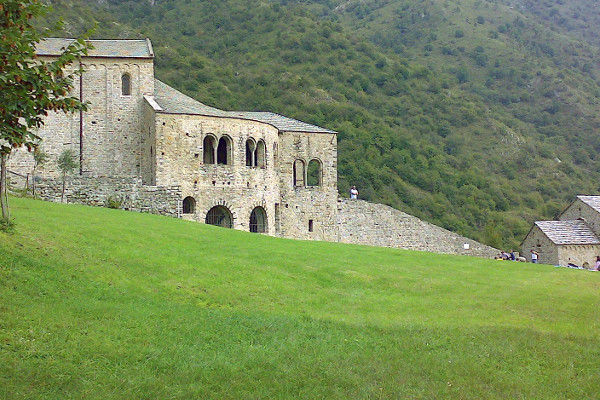 Monastero di San Pietro, Monte di Civate (LC)